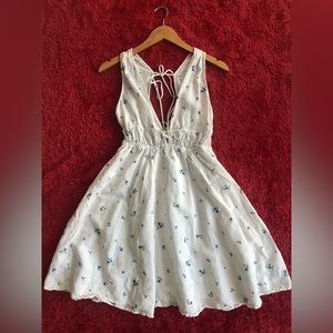 H&M white floral casual dress size S